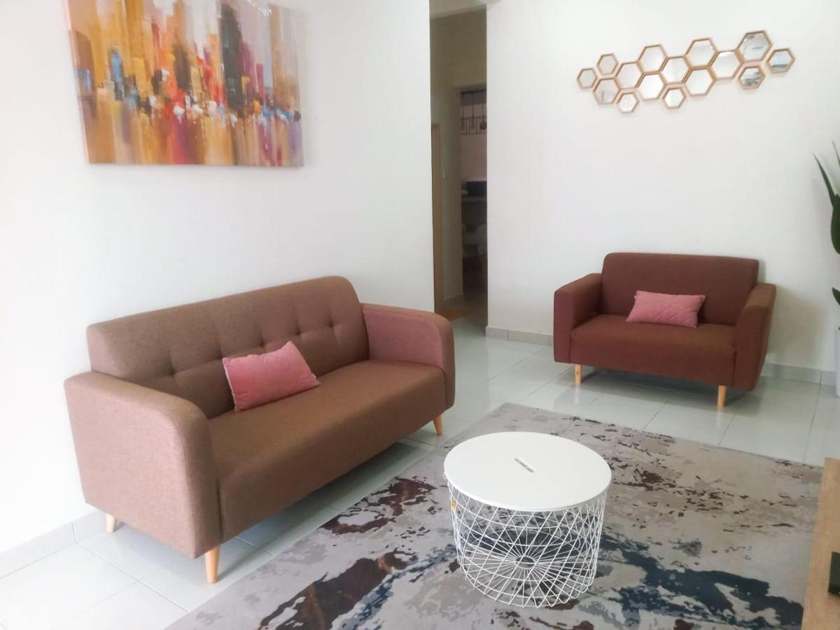 Zr D'Chili Homestay, Kemaman Chukai Bagian luar foto